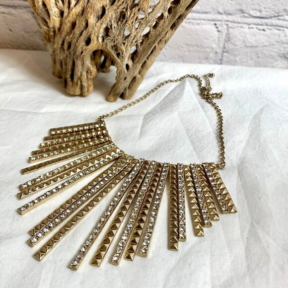 Glitz and Glam Rhinestone Gold-Tone 18" Bib Necklace - Picture 5 of 8